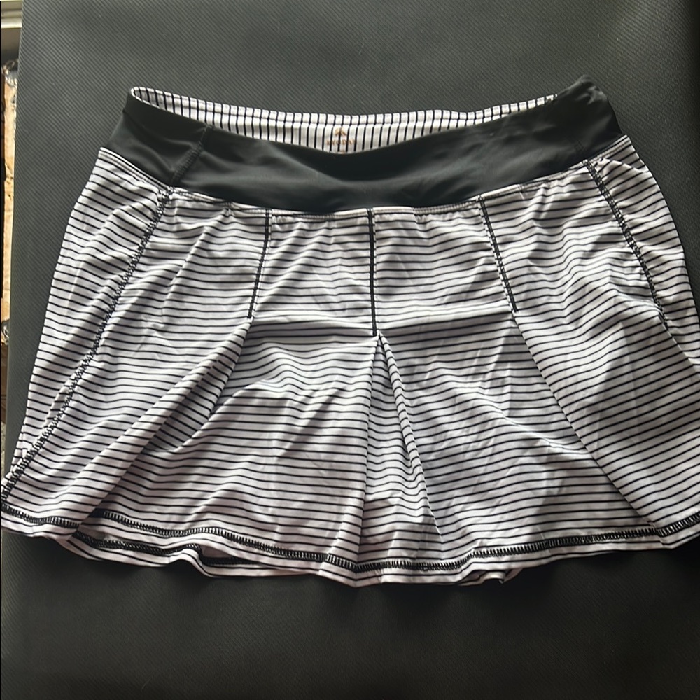 Kyodan Black and White Pleated Skater Skort